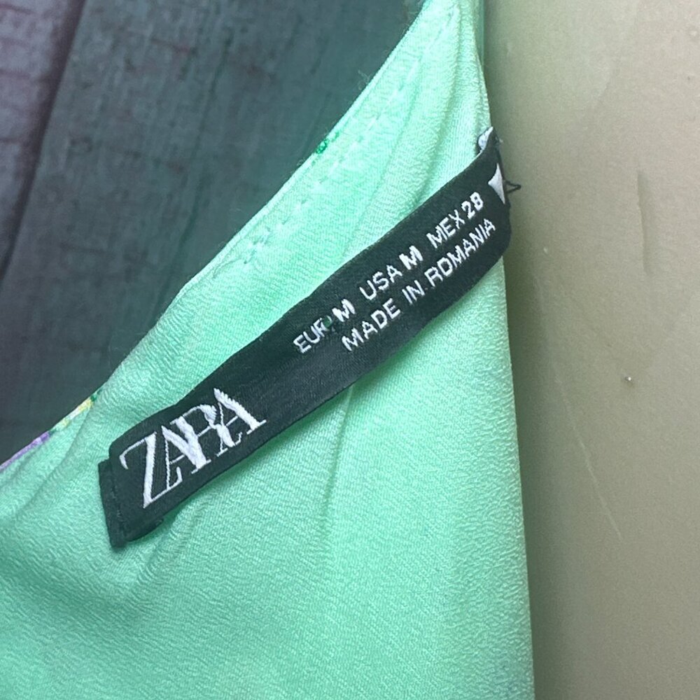 SATIN EFFECT PRINT DRESS  V-Neck Floral Mint Green Womens Dress W/ Knot Detail - Picture 3 of 9